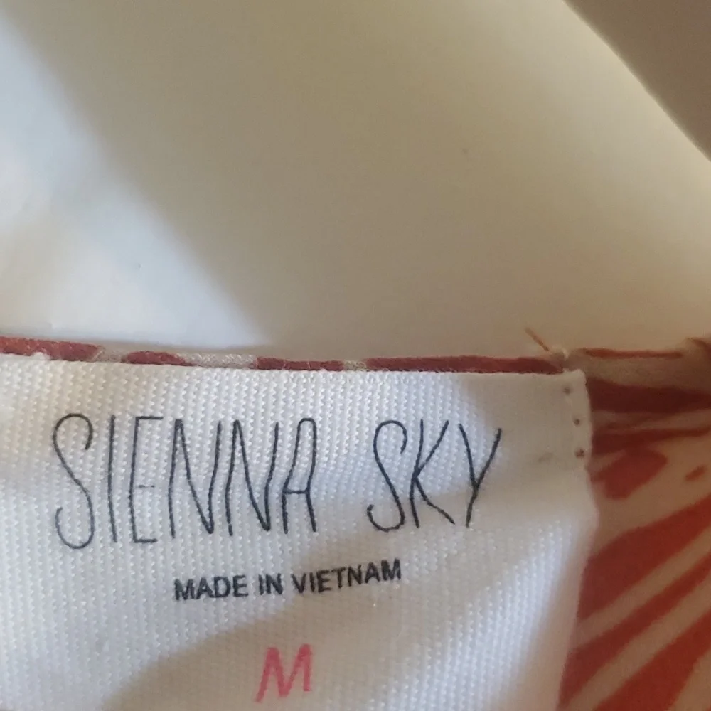 Sienna Sky Romper Red Orange Size Medium - Picture 7 of 12